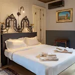 La Meridiana D'alba Bed and Breakfast Άλμπα