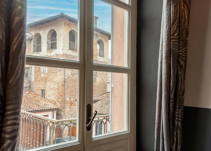 Bed & Breakfast La Meridiana D'alba Alba (Piedmont)