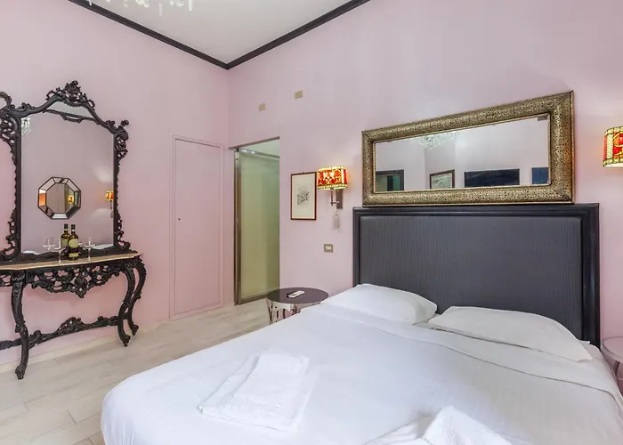 Bed & Breakfast La Meridiana D'alba
